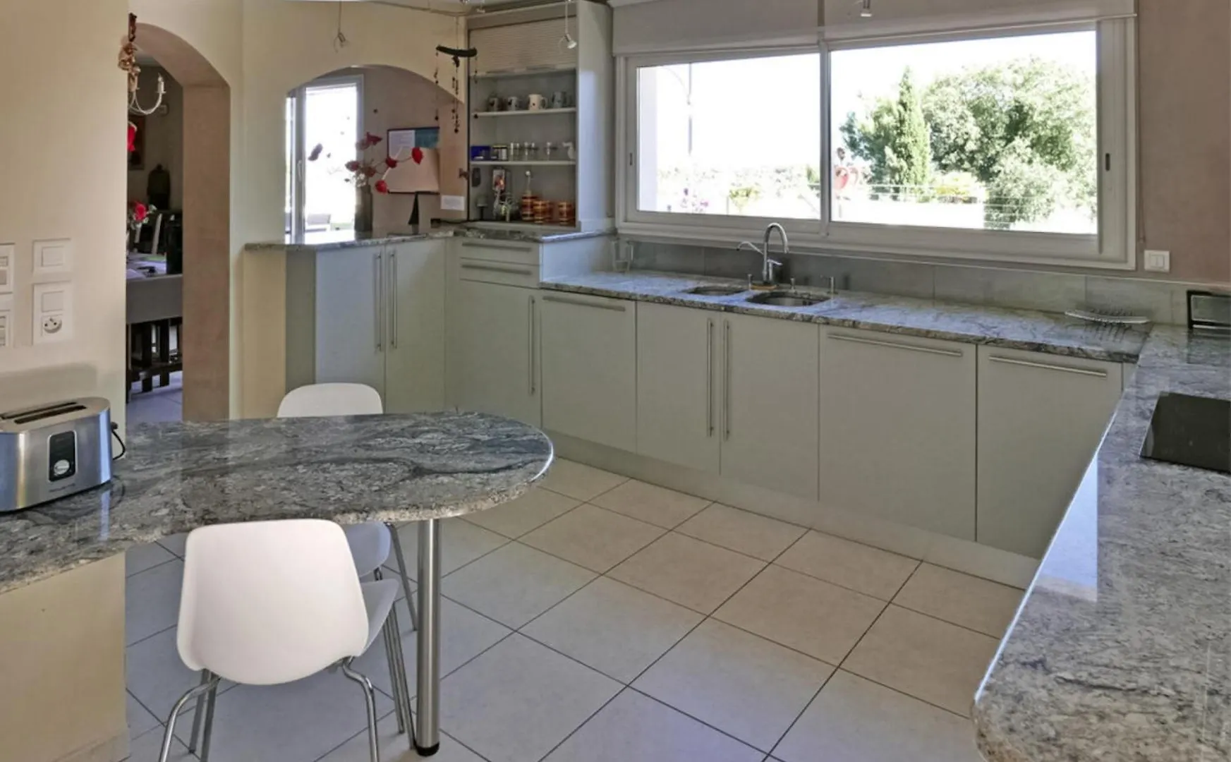 Villa-Piscine Avec Vue Panoramique Pour 2 A 10 Personnes - Promo 2025 Nouveaux Tarifs Affiches - Moins 20 Pour Cent Au 1Er Mai- فينوف ليز أفيجْنْ 0*, فينوف ليز أفيجْنْ فرنسا